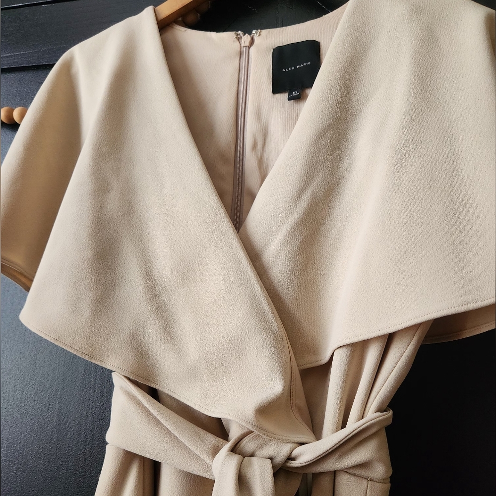 Womens Alex Marie Elegant Cream Jumpsuit~size 10 - Picture 2 of 13